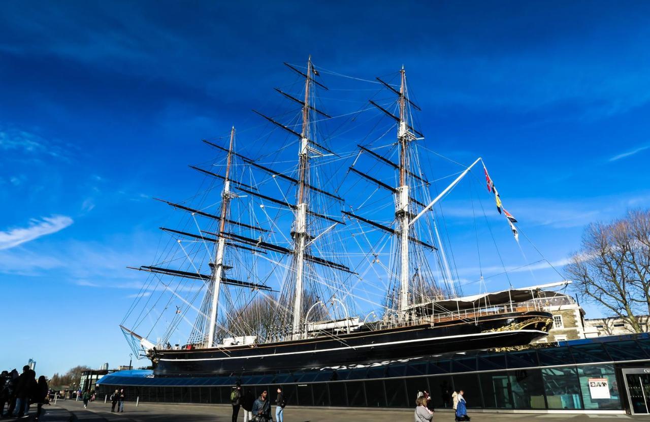 Royal Greenwich Hospitality London Exterior photo